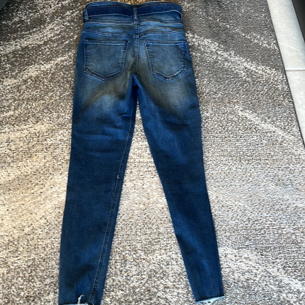 Express stretch denim perfect super high rise, with belt size 2R